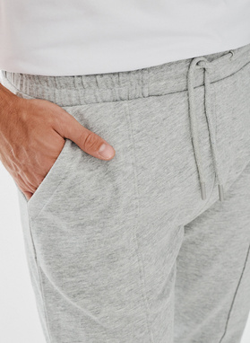 Dzianinowe spodnie dresowe w szarym kolorze