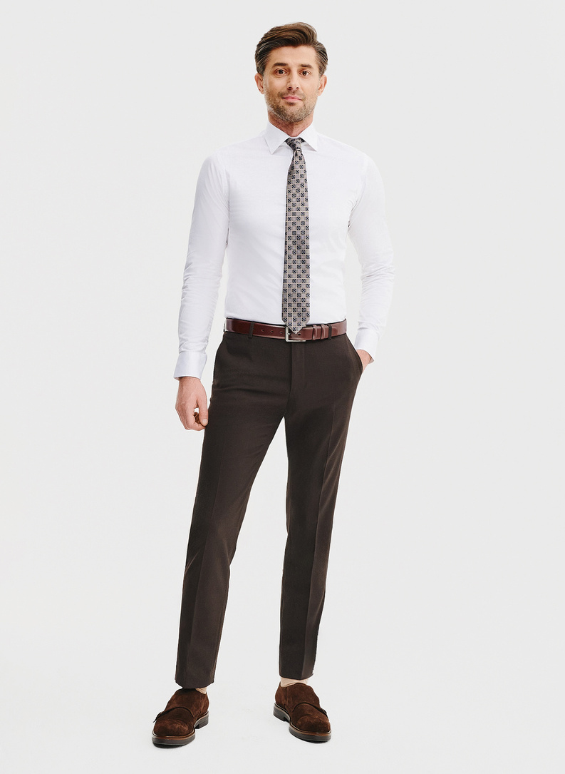 Brązowe spodnie garniturowe