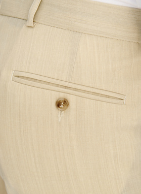 Ślubny beżowy garnitur z wełny