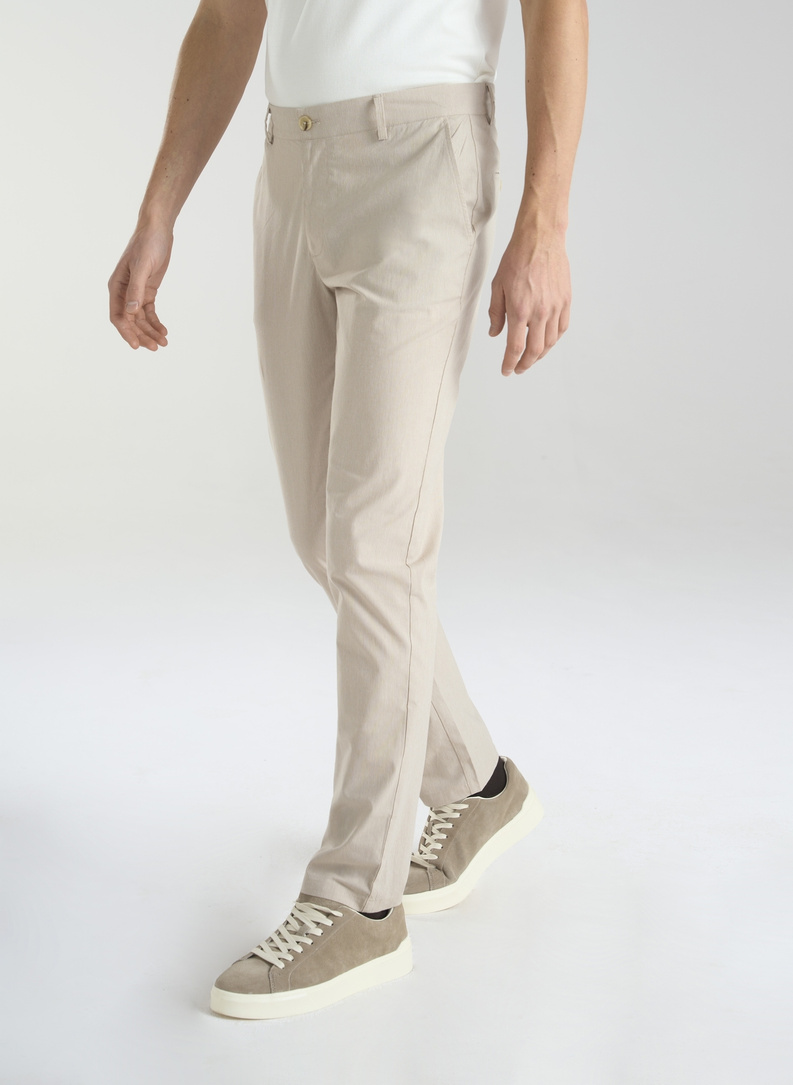 Beżowe gładkie spodnie męskie chino