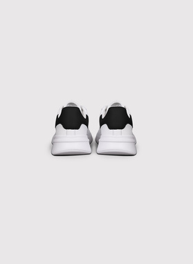 Białe sneakersy męskie