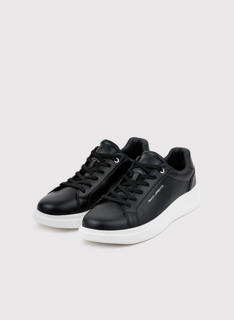 Sneakersy męskie w czarnym kolorze