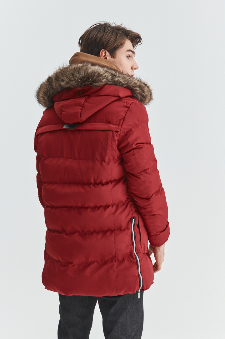 Czerwona męska kurtka z kapturem