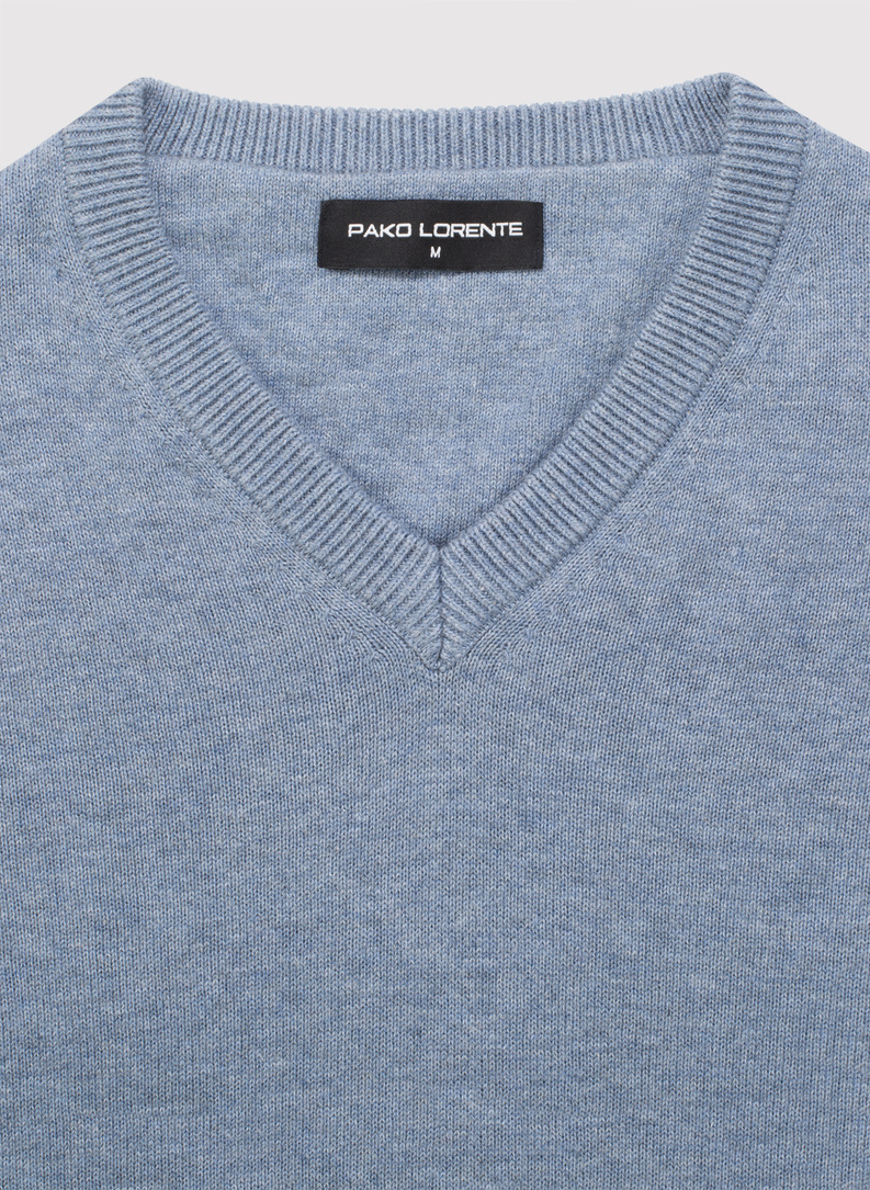Niebieski sweter męski v-neck