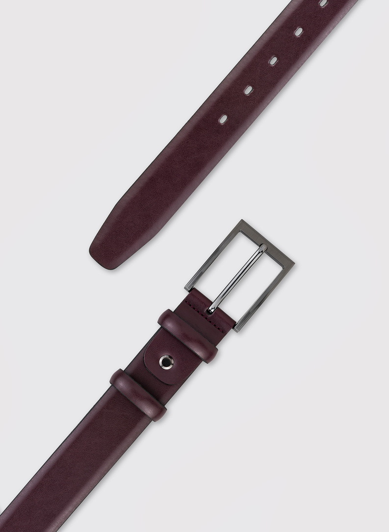Klasyczny skórzany pasek w kolorze bordowym
