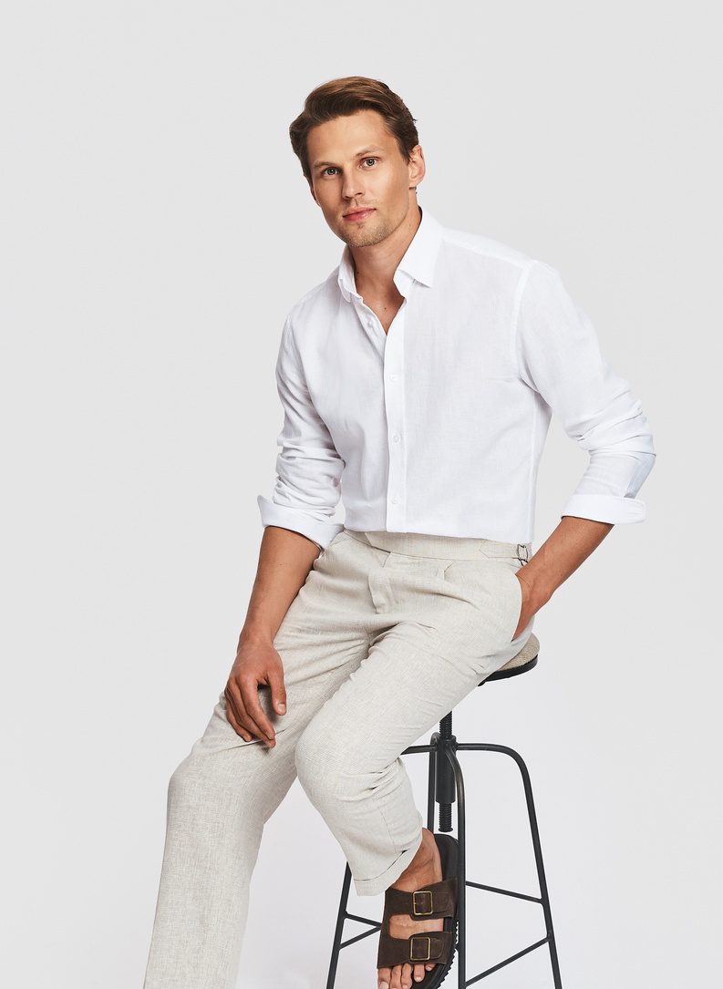 Biała koszula z lnem