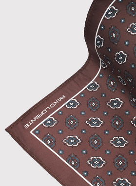 Brązowa poszetka męska we wzory