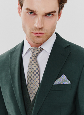 Dwuczęściowy garnitur męski w kolorze zielonym