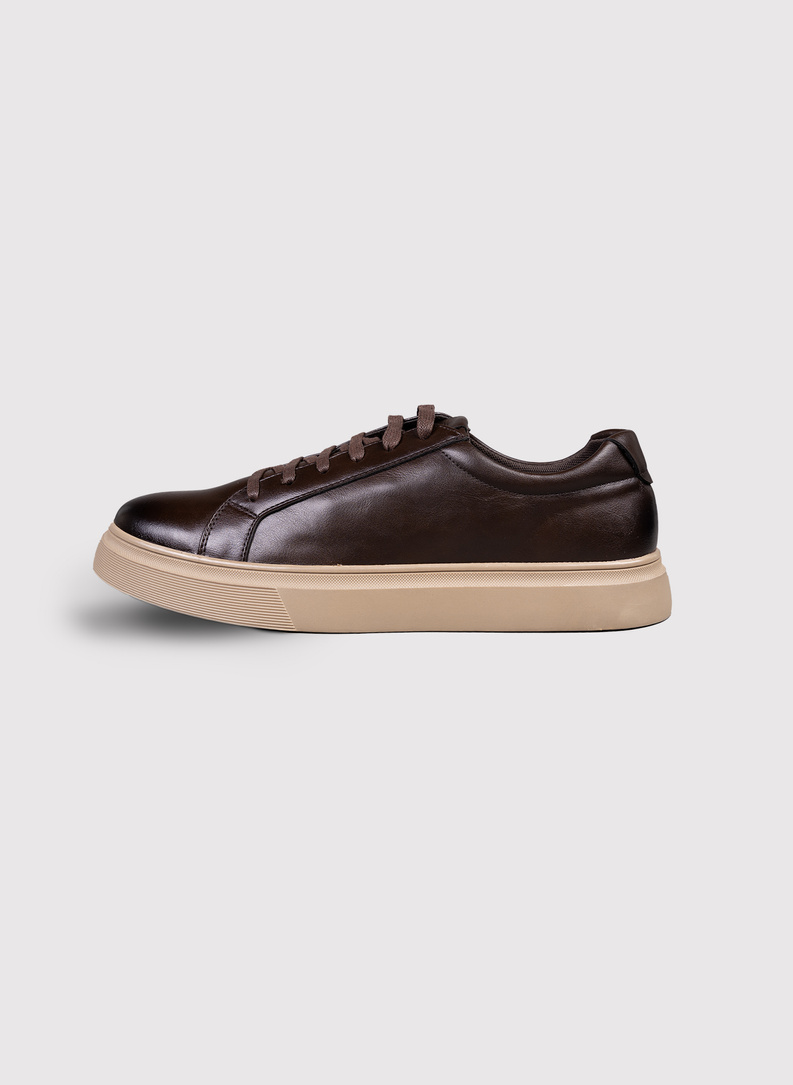 Brązowe sneakersy męskie