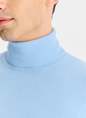 Jasnoniebieski gładki golf męski