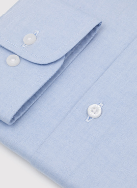 Gładka koszula męska w kolorze niebieskim