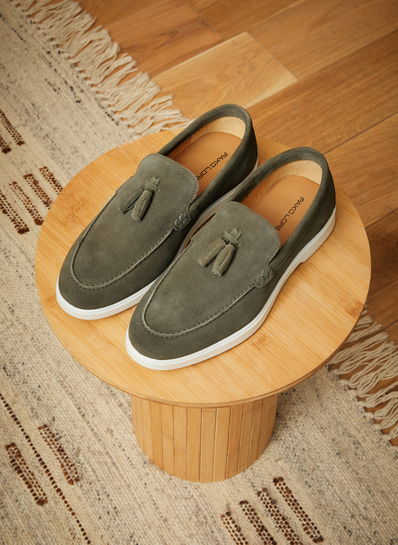 Zielone mokasyny męskie z frędzlami