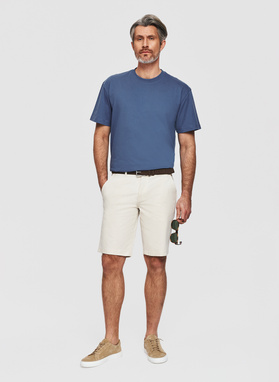 Niebieski t-shirt oversize