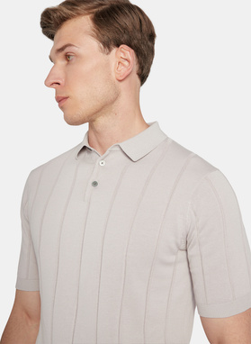 Beżowe polo swetrowe w prążek