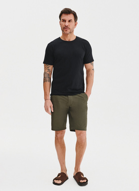 Czarny gładki t-shirt męski