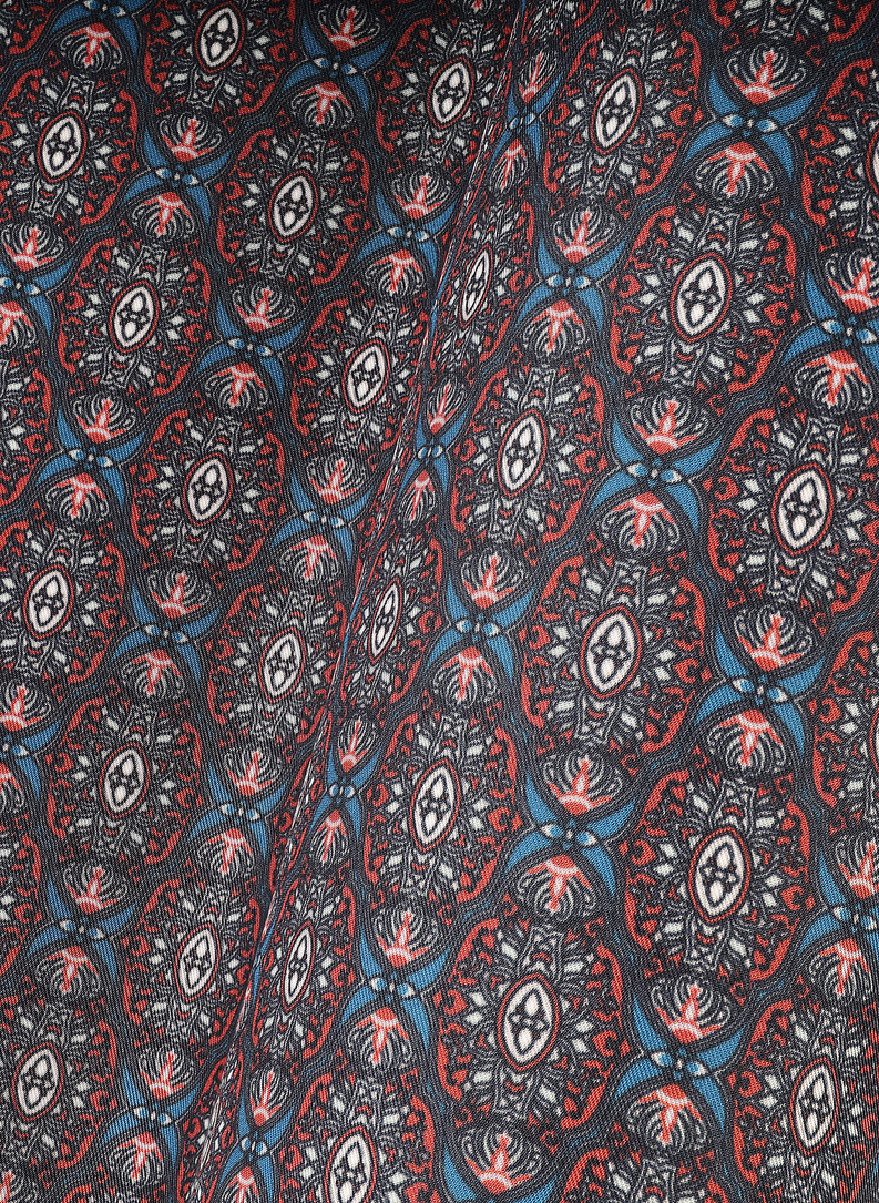 Bordowa poszetka w geometryczny wzór