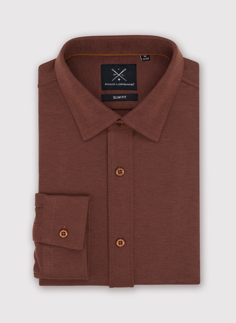 Gładka taliowania koszula w kolorze brązowym