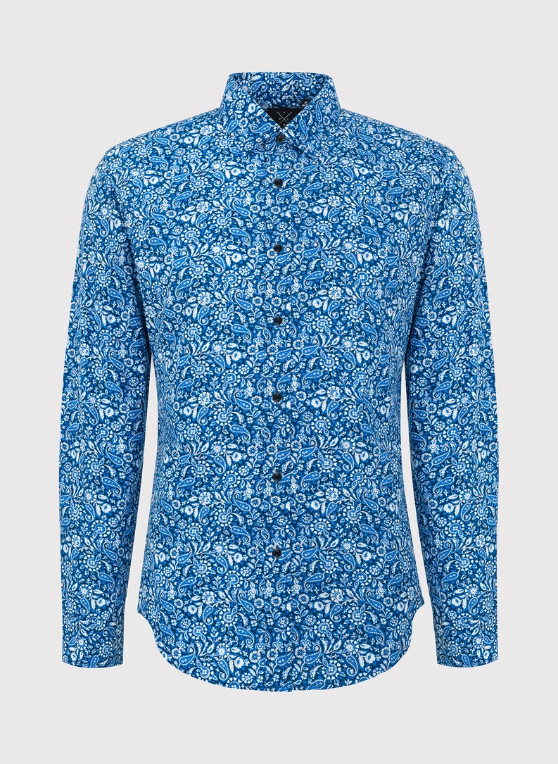 Casualowa niebieska koszula w paisley