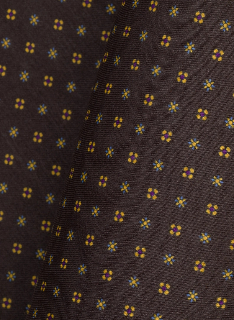 Ślubny brązowy garnitur męski