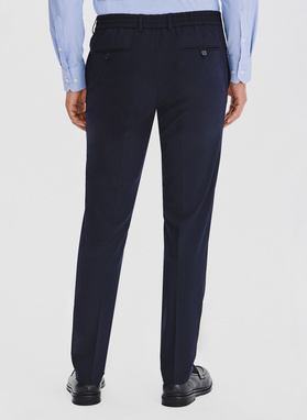 Granatowe spodnie męskie