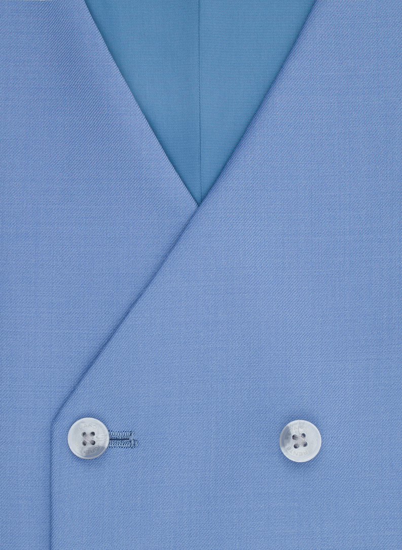 Niebieski wełniany garnitur męski