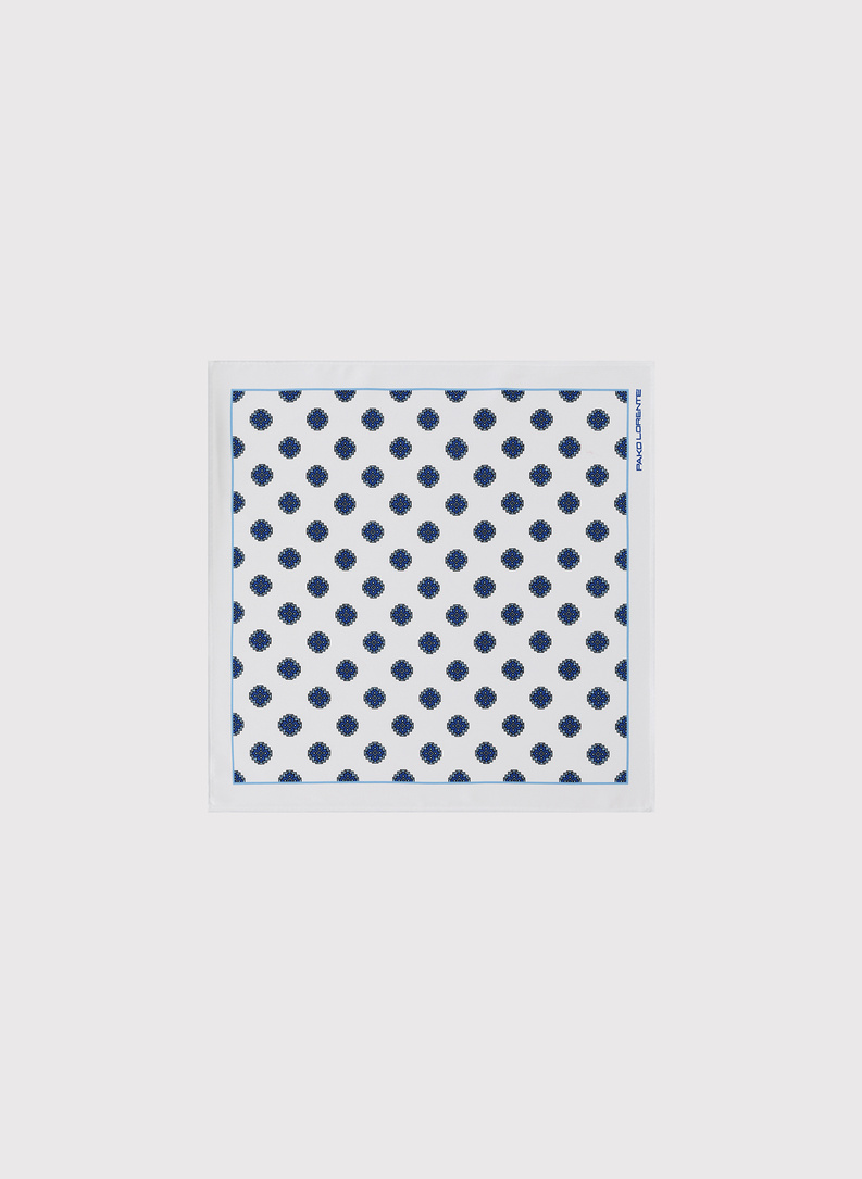 Biała poszetka męska we wzory