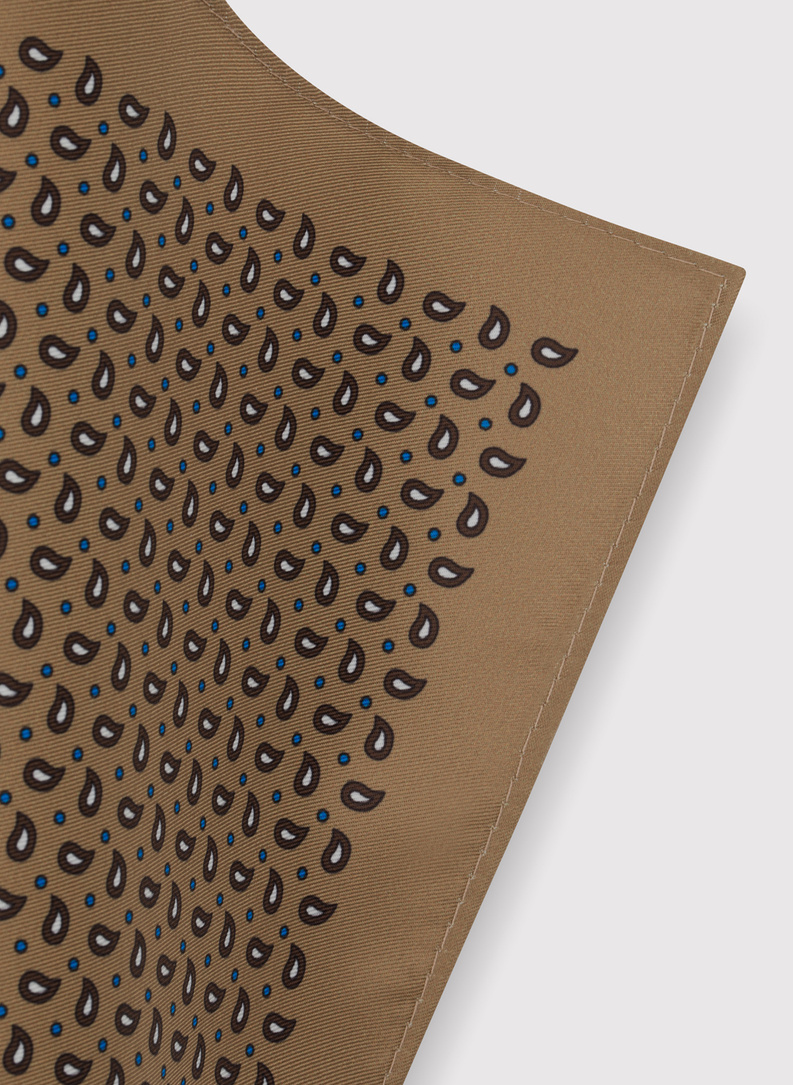 Beżowa poszetka męska we wzorki