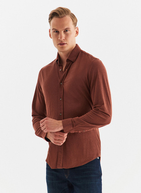 Gładka taliowania koszula w kolorze brązowym