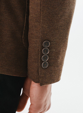 Brązowa marynarka męska