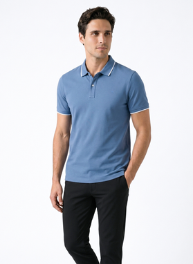 Niebieski t-shirt polo