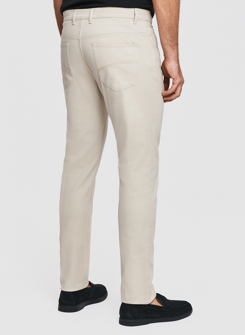 Jasnobeżowe spodnie casual 