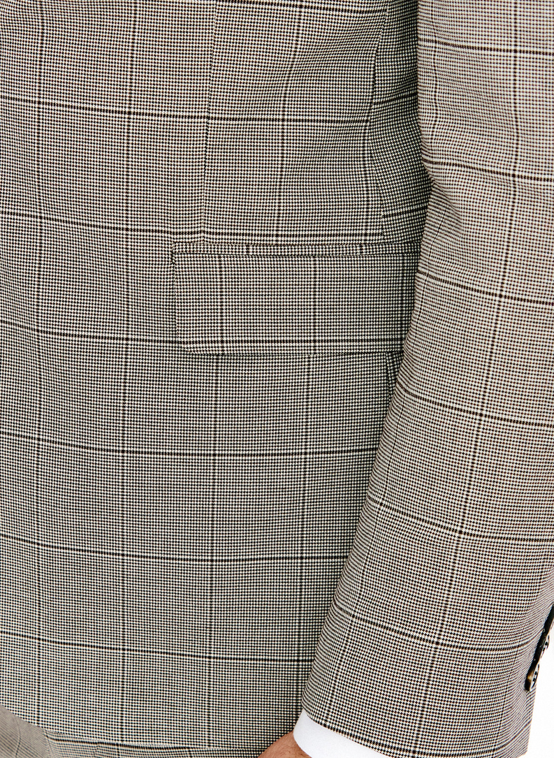 Brązowa marynarka garniturowa w kratę