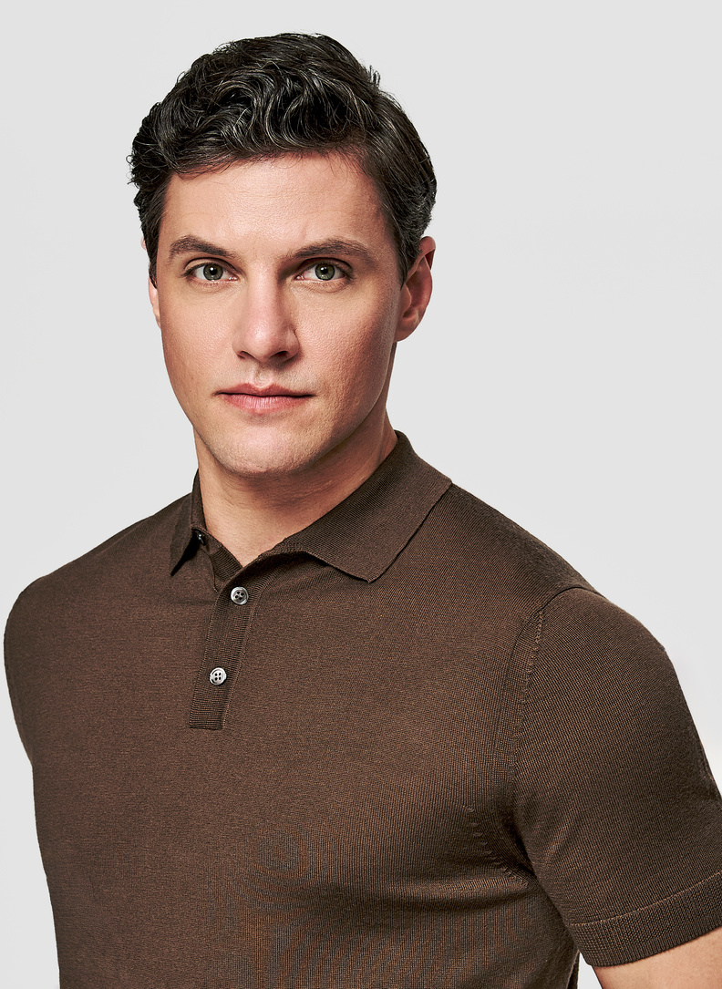 Brązowe polo swetrowe z wełny merino