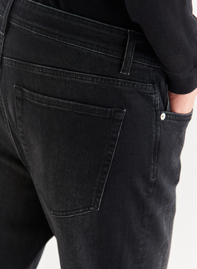 Czarne jeansowe spodnie męskie