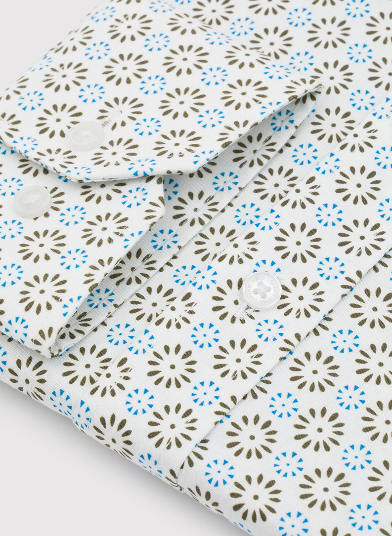 Biała koszula mikrowzór