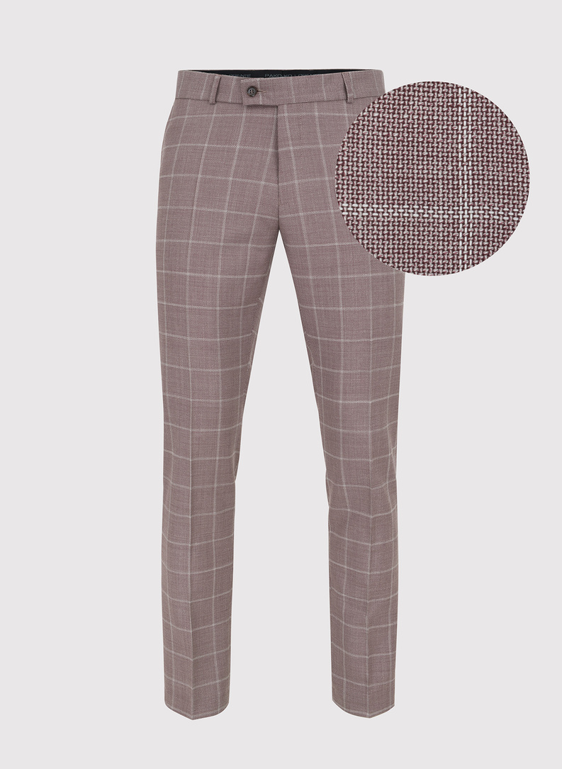 Wełniany różowy garnitur w kratę