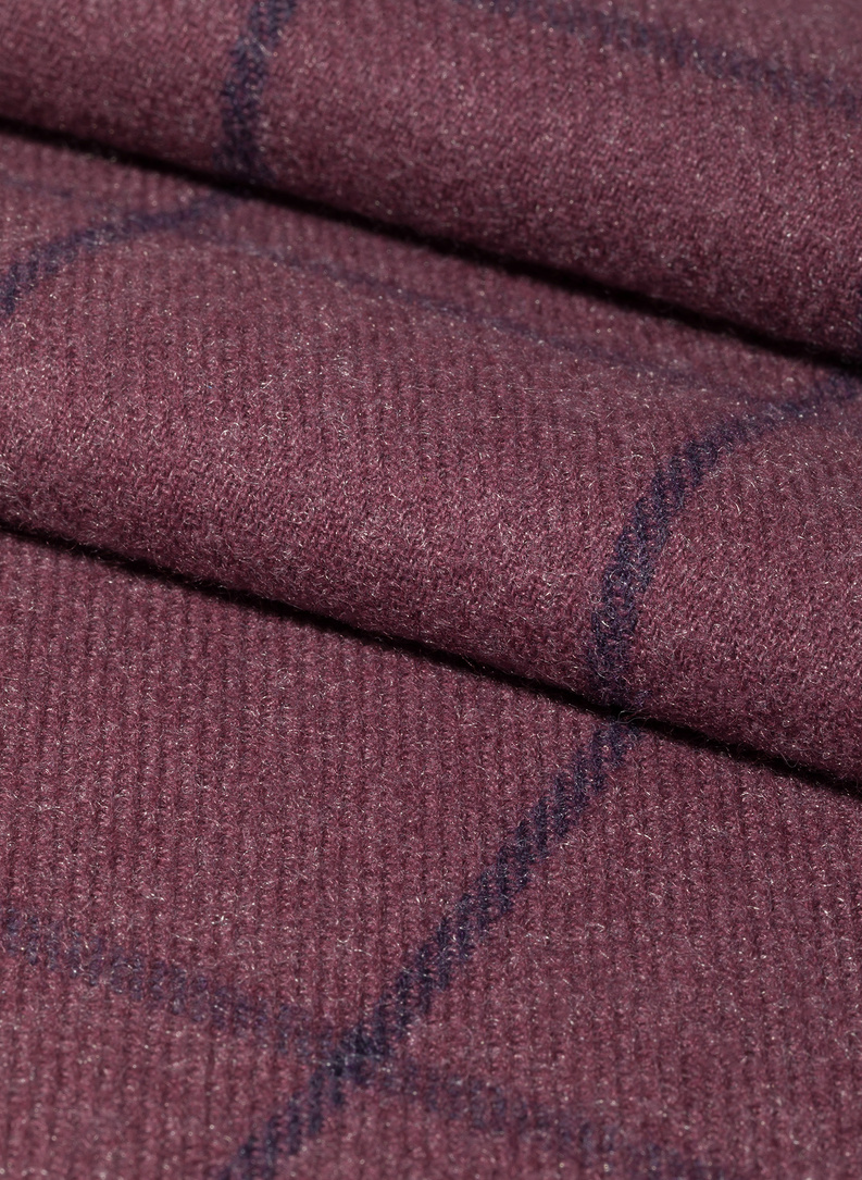 Bordowy szalik męski w granatową kratę