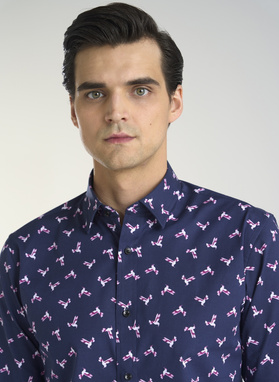 Granatowa koszula w kolibry