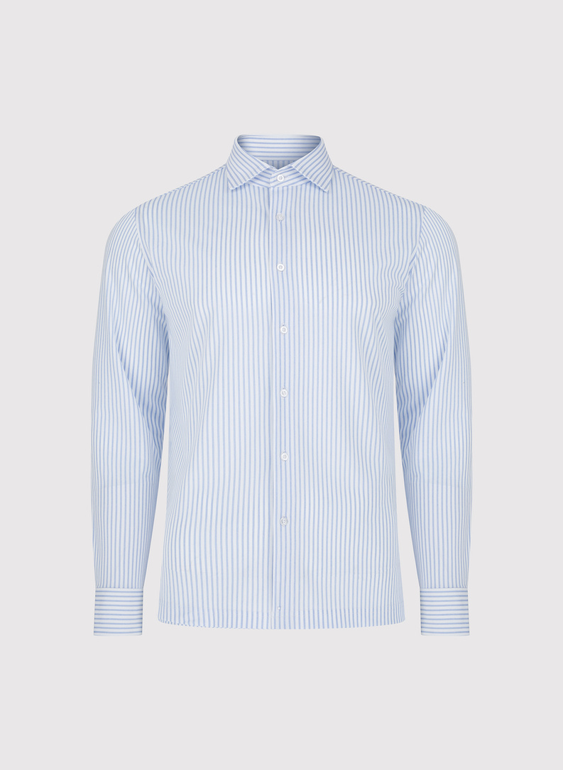 Błękitna koszula w prążek