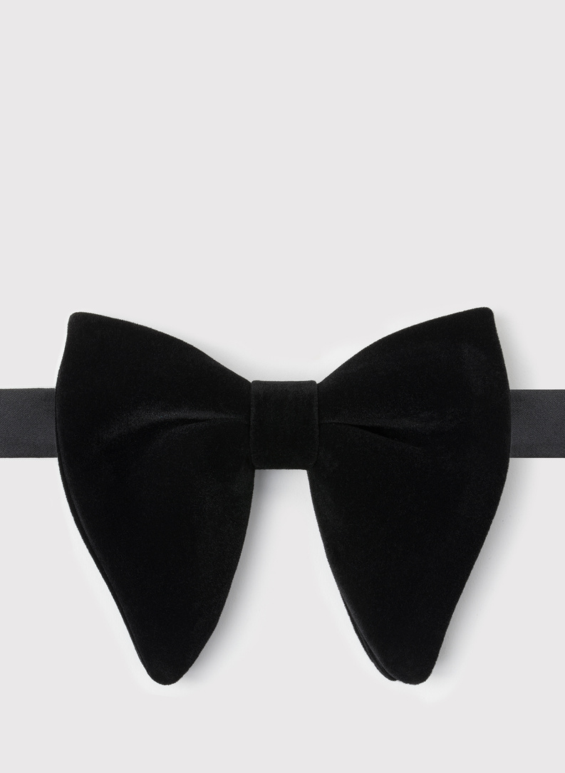 Elegancka czarna mucha męska