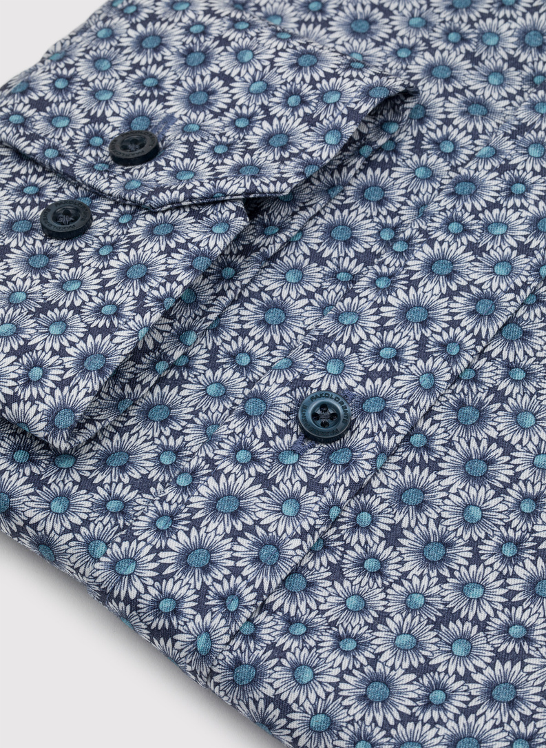 Niebieska koszula męska w kwiaty