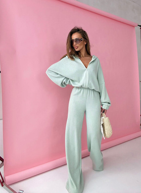 Pistacjowy gładki komplet damski z wełną