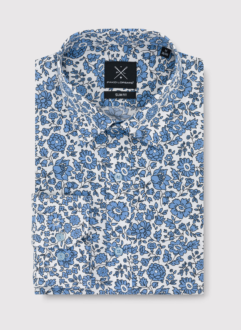 Biała koszula w niebieskie kwiaty 