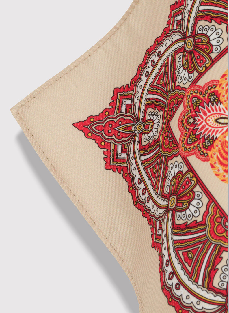 Beżowa poszetka we wzór paisley