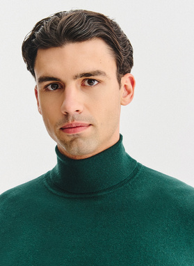 Ciemnozielony gładki golf męski