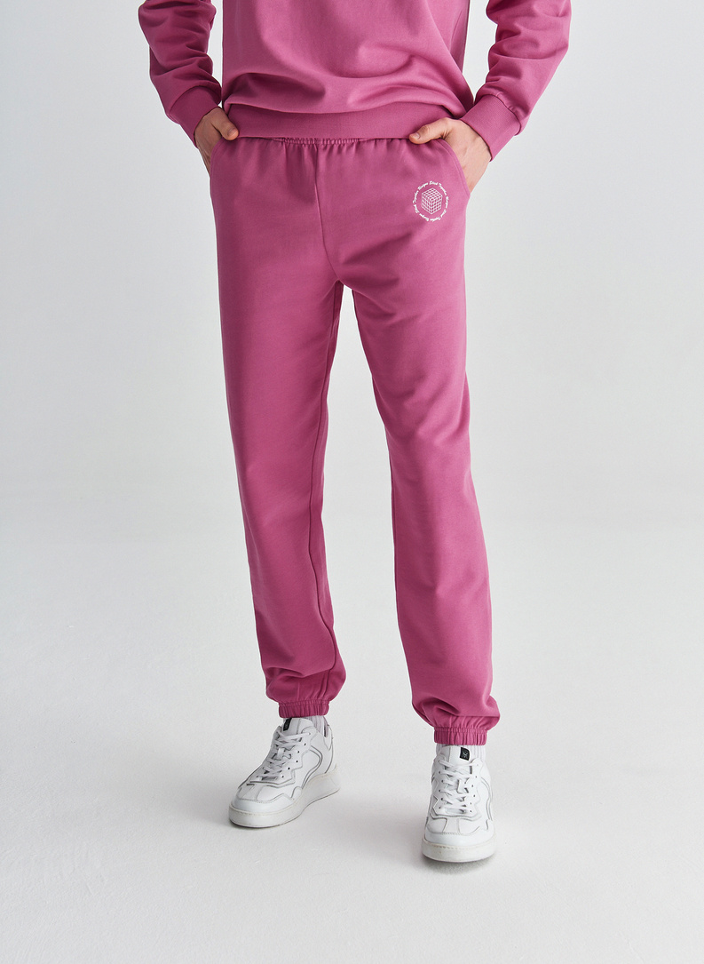 Różowe spodnie dresowe oversize C22SF-WD-002-R-0