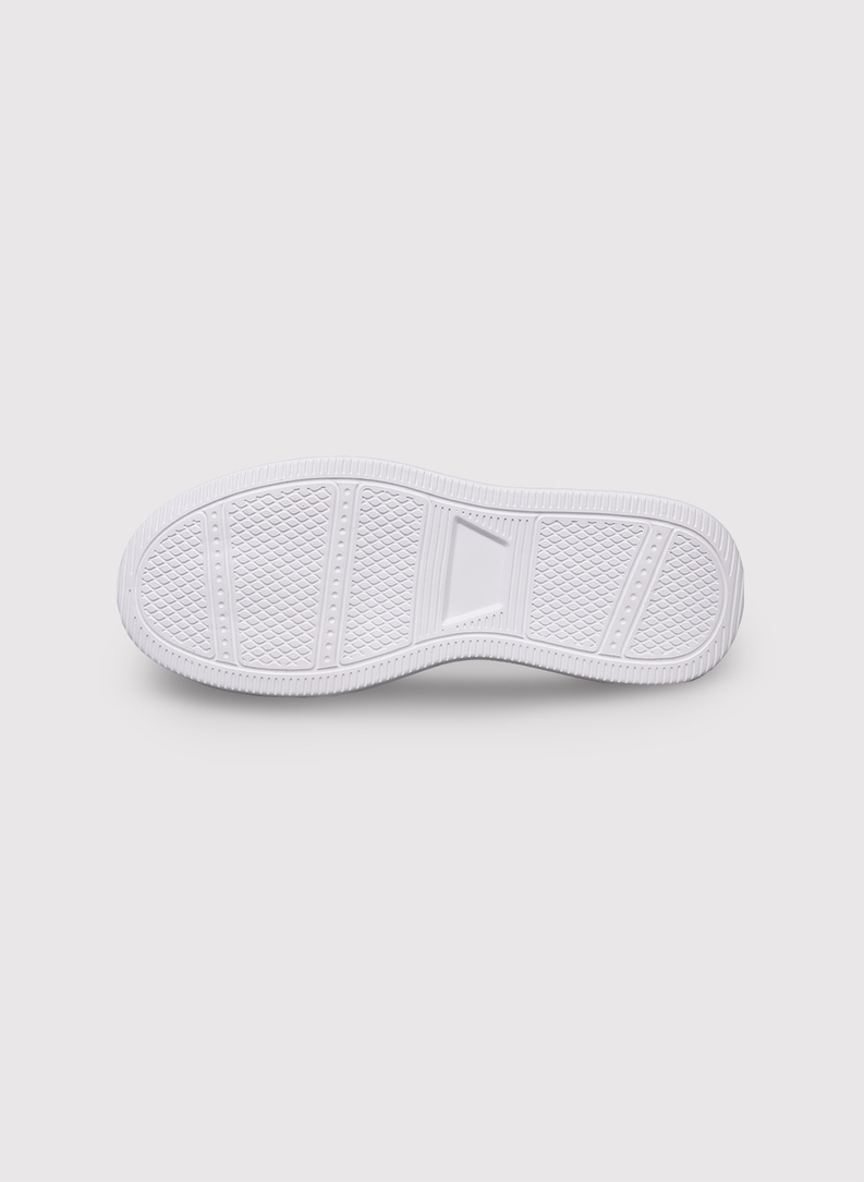 Białe sneakersy męskie z brązowym zapiętkiem