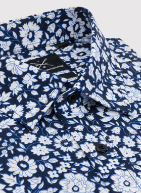 Granatowa koszula w białe kwiaty