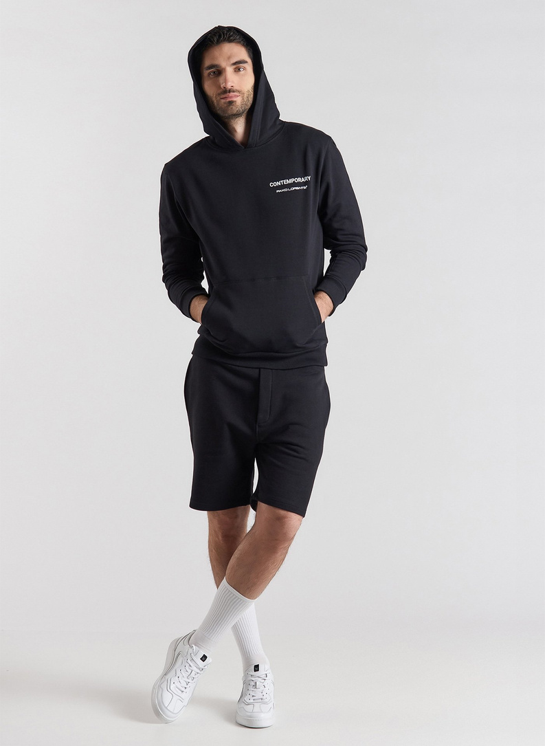 CZARNA BLUZA Z KAPTUREM M21SF-2K-004-C