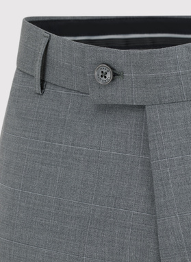 Dwuczęściowy garnitur męski w drobną kratę